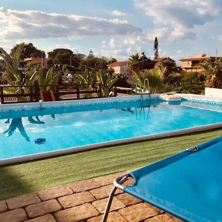 Al Meriggio Apartments Brucoli Kültér fotó