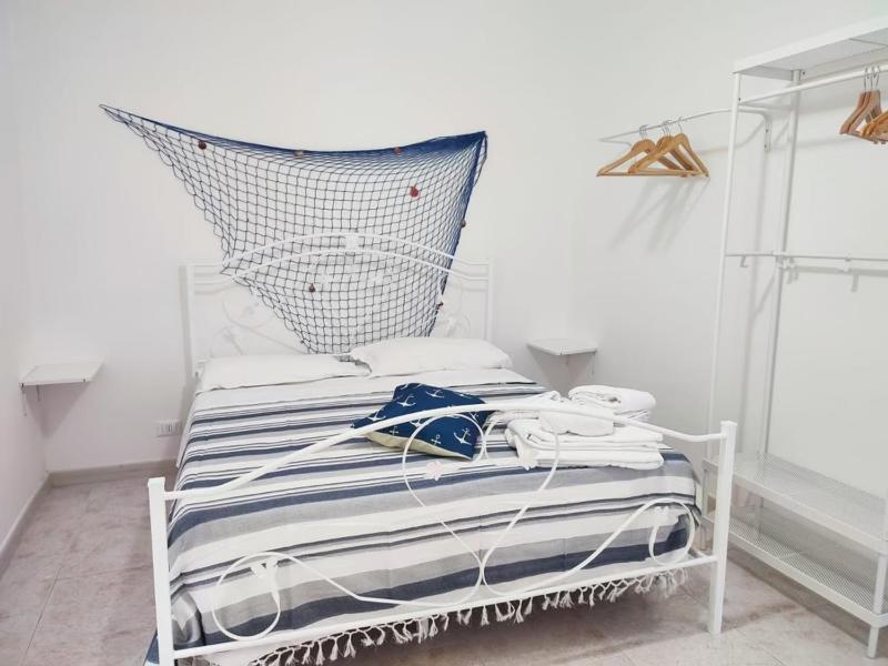 Al Meriggio Apartments Brucoli Kültér fotó