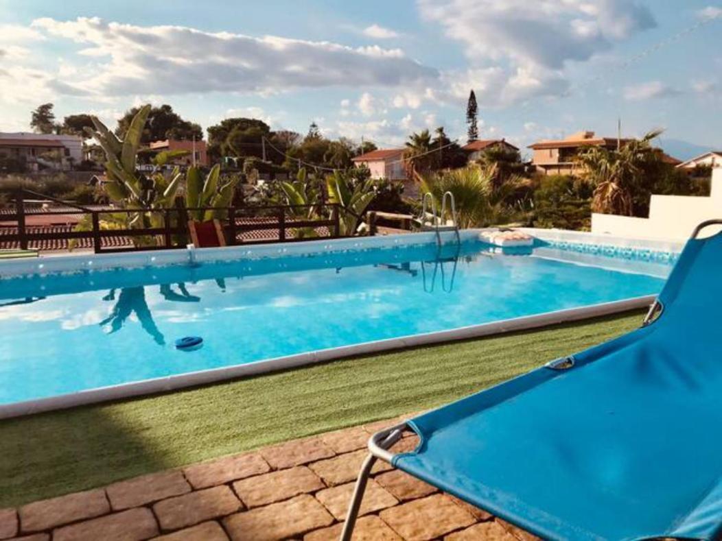Al Meriggio Apartments Brucoli Kültér fotó