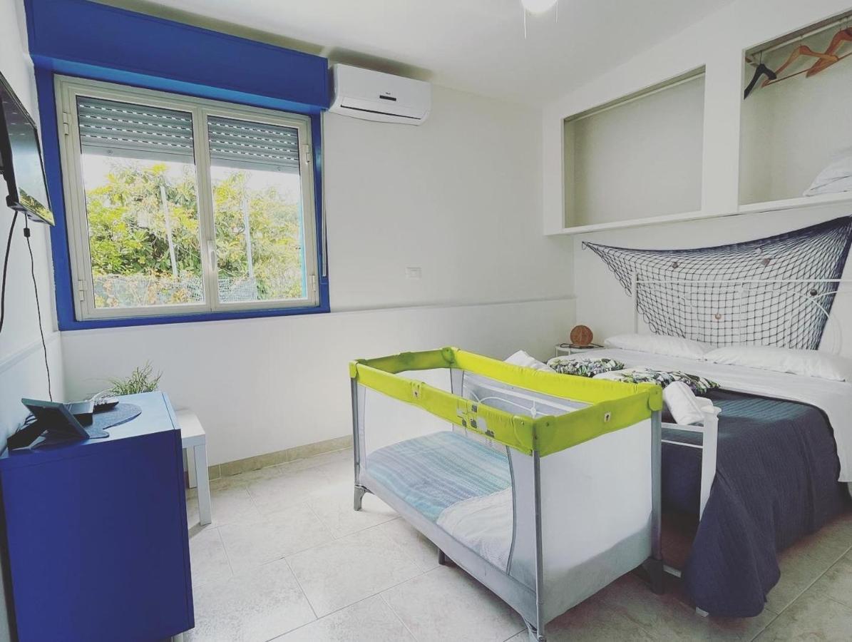 Al Meriggio Apartments Brucoli Kültér fotó